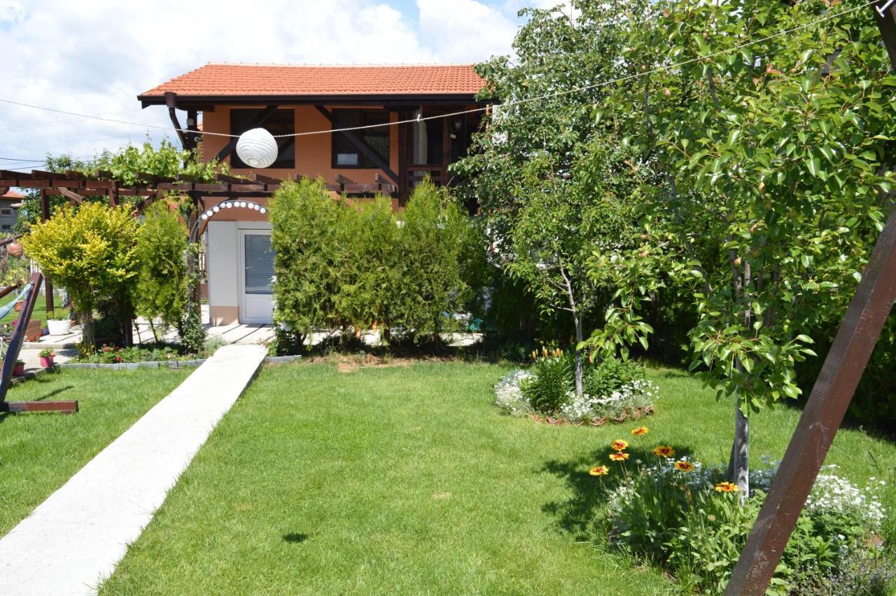 Guest House Vasilena ساباريفا بانيا المظهر الخارجي الصورة