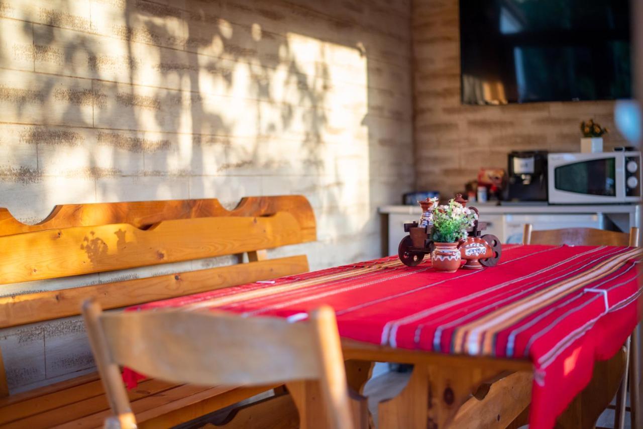 Guest House Vasilena ساباريفا بانيا المظهر الخارجي الصورة