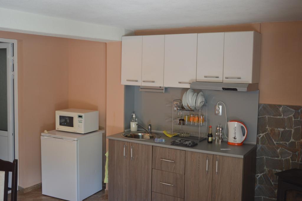 Guest House Vasilena ساباريفا بانيا المظهر الخارجي الصورة