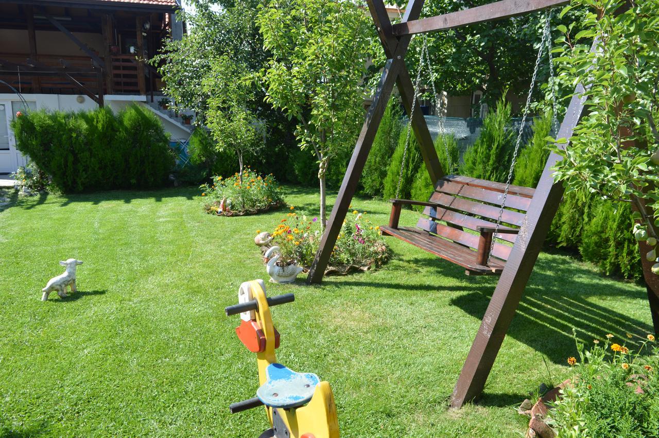 Guest House Vasilena ساباريفا بانيا المظهر الخارجي الصورة